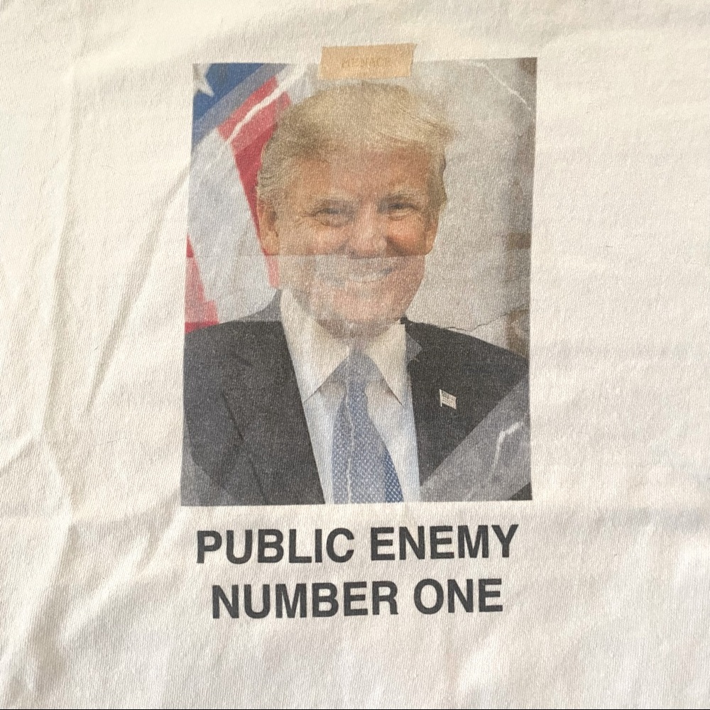 MENACE - Donald Trump Tshirt XL